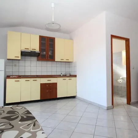 Apartmán In Mit Eigenem Balkon By Interhome *