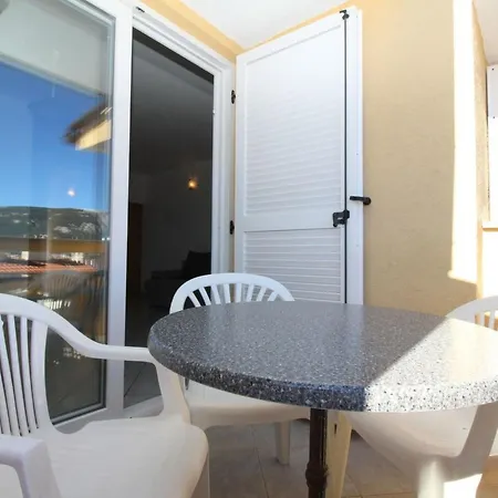 Apartman In Mit Eigenem Balkon By Interhome *