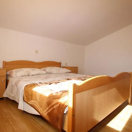 In Mit Eigenem Balkon By Interhome Appartement *