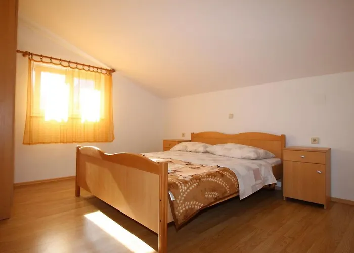 In Mit Eigenem Balkon By Interhome