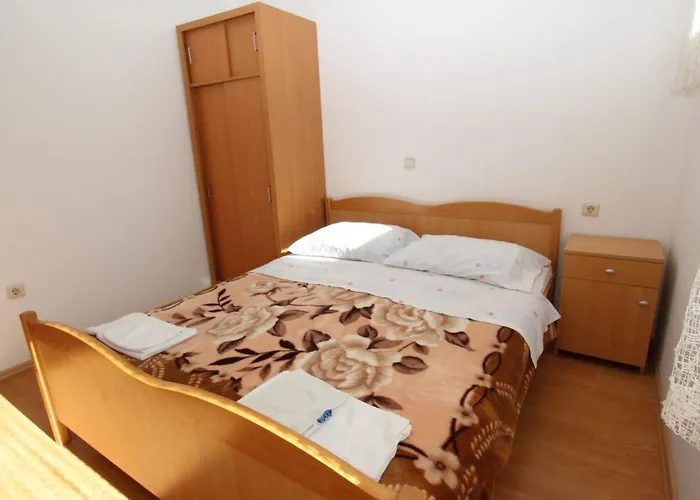 Apartmán In Mit Eigenem Balkon By Interhome