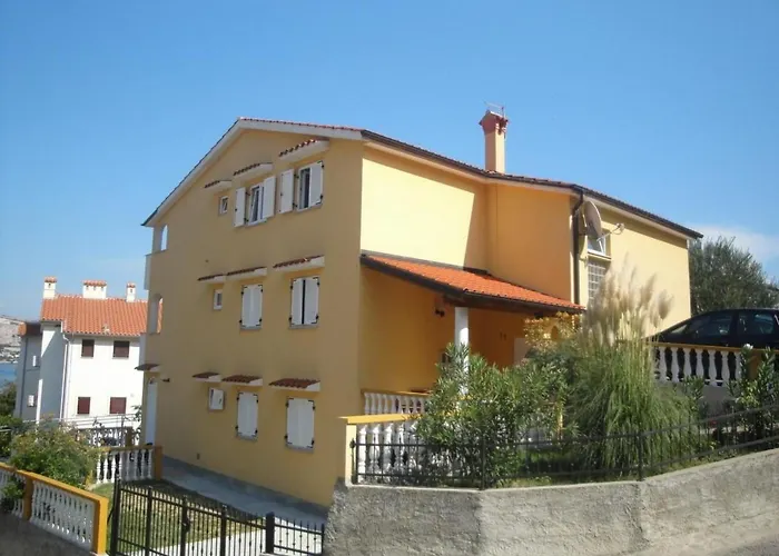 Apartman In Mit Eigenem Balkon By Interhome *