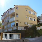 Apartment In Mit Eigenem Balkon By Interhome *