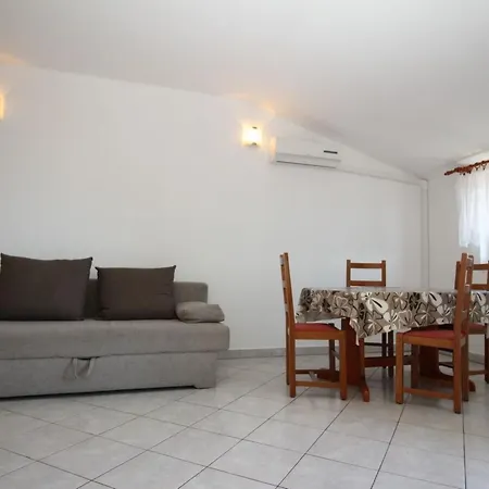In Mit Eigenem Balkon By Interhome Apartment